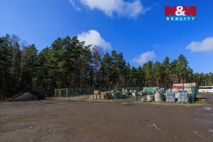 Pronájem komerční nemovitosti, Plzeň - Valcha, 1500 m2