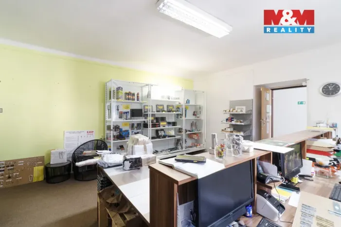 Pronájem skladu, Plzeň - Severní Předměstí, Karlovarská, 427 m2