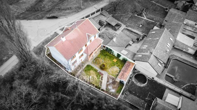 Prodej rodinného domu, Hroznová Lhota, 327 m2