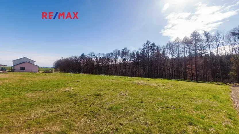 Prodej pozemku pro bydlení, Hradečno, 1431 m2