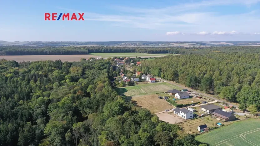 Prodej pozemku pro bydlení, Hradečno, 1431 m2