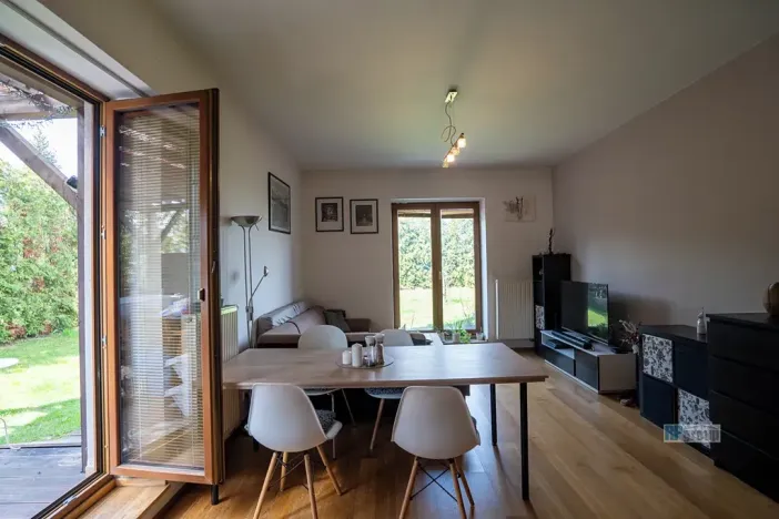 Prodej bytu 2+kk, Zbuzany, Lomená, 61 m2