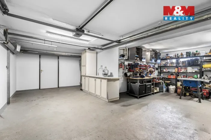 Prodej rodinného domu, Očihov, 280 m2