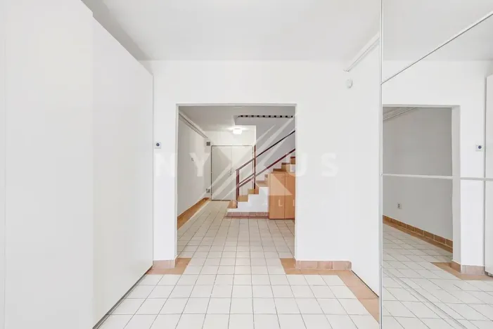 Prodej rodinného domu, Praha - Kyje, Stulíková, 375 m2