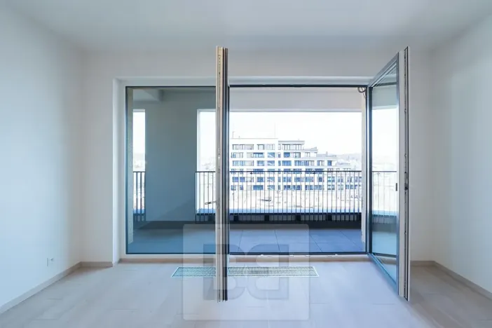 Pronájem bytu 1+kk, Praha - Hloubětín, Poděbradská, 32 m2