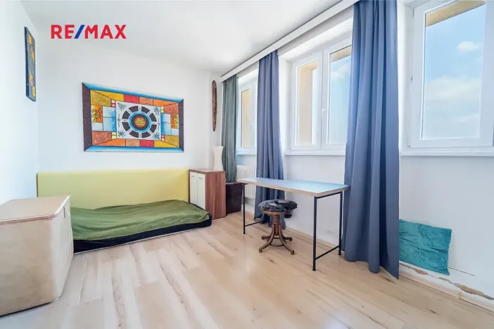 Prodej bytu 1+kk, Praha - Strašnice, Černokostelecká, 26 m2