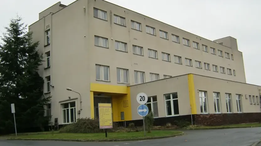 Pronájem skladu, Lom u Tachova, 10000 m2