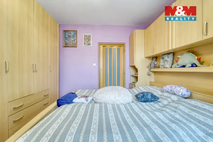 Prodej bytu 2+1, Plzeň - Severní Předměstí, Bzenecká, 57 m2