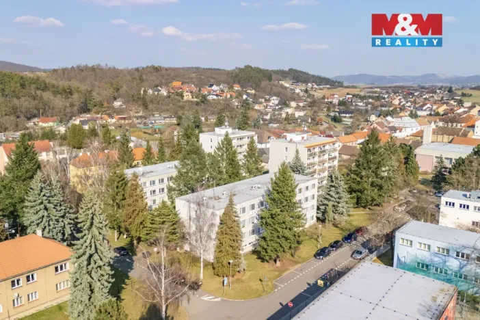 Prodej bytu 2+kk, Žebrák, Sídliště, 39 m2