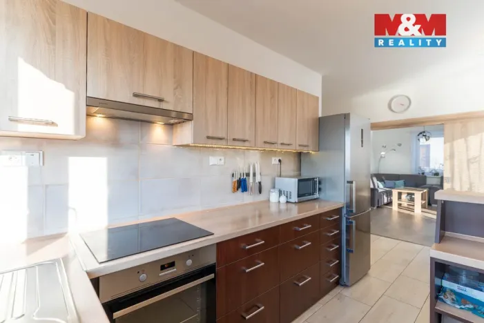 Prodej rodinného domu, Okrouhlá, 222 m2