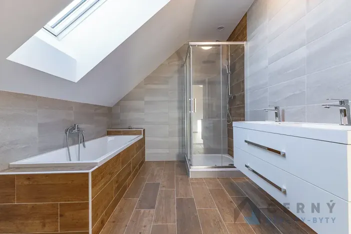 Prodej rodinného domu, Bílý Kostel nad Nisou, 135 m2