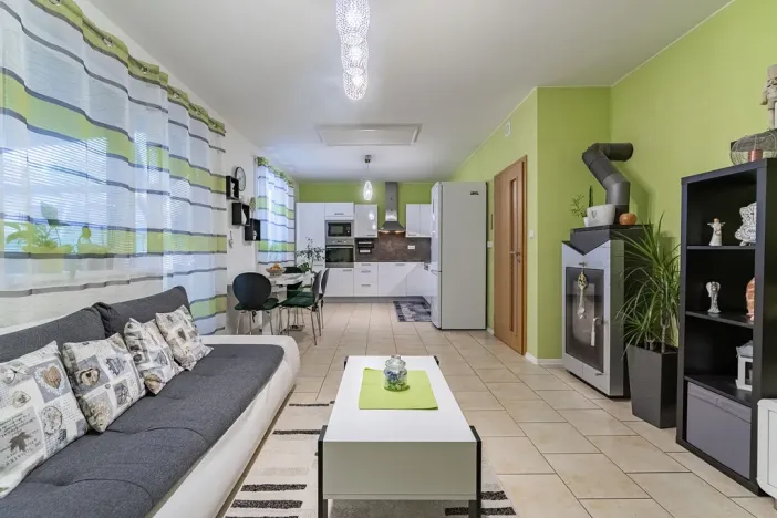 Prodej rodinného domu, Tvarožná Lhota, 107 m2