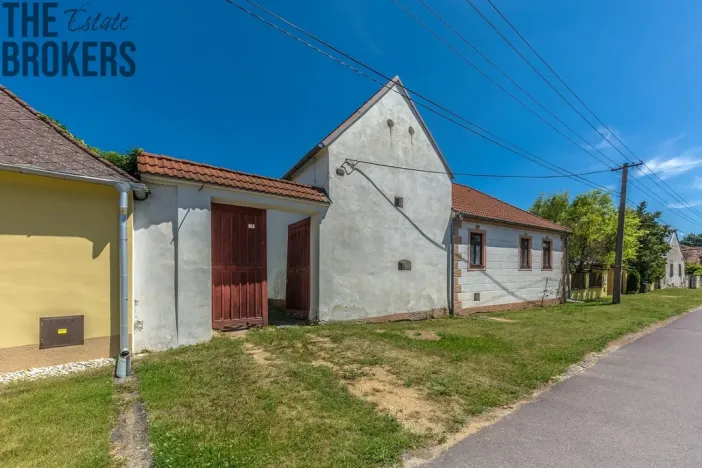 Prodej rodinného domu, Chvalatice, 250 m2