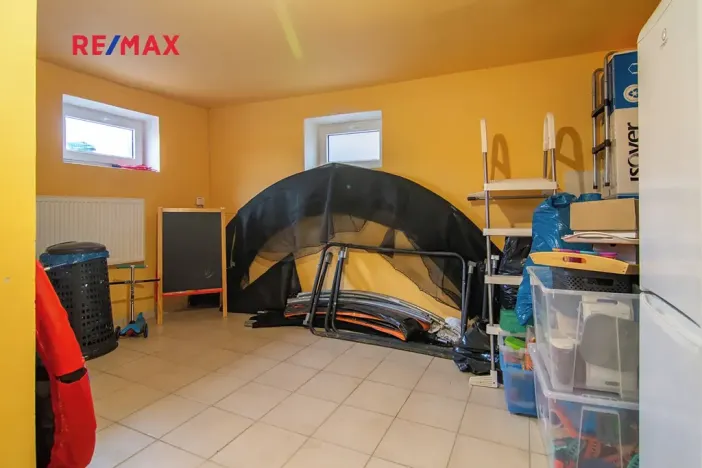 Prodej rodinného domu, Milovice, 249 m2