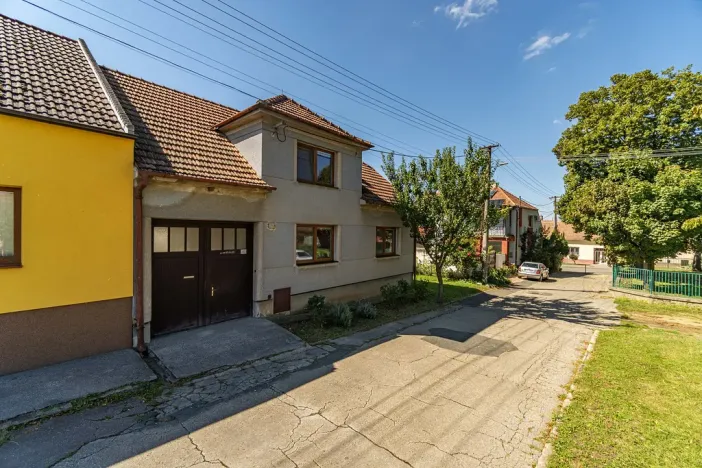 Prodej rodinného domu, Vnorovy - Lidéřovice, Dražka, 154 m2