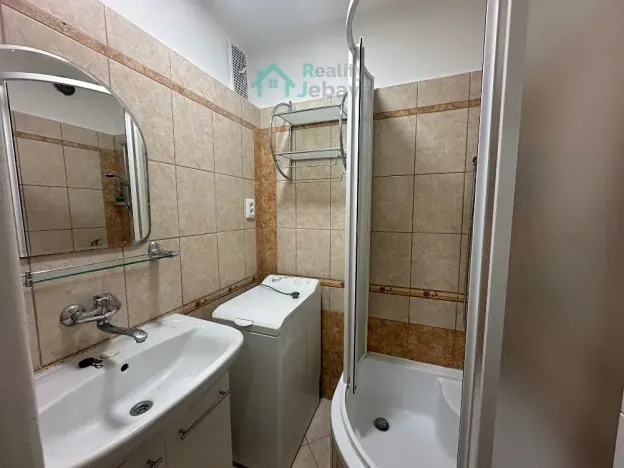 Pronájem bytu 3+1, Pardubice, Na Drážce, 70 m2