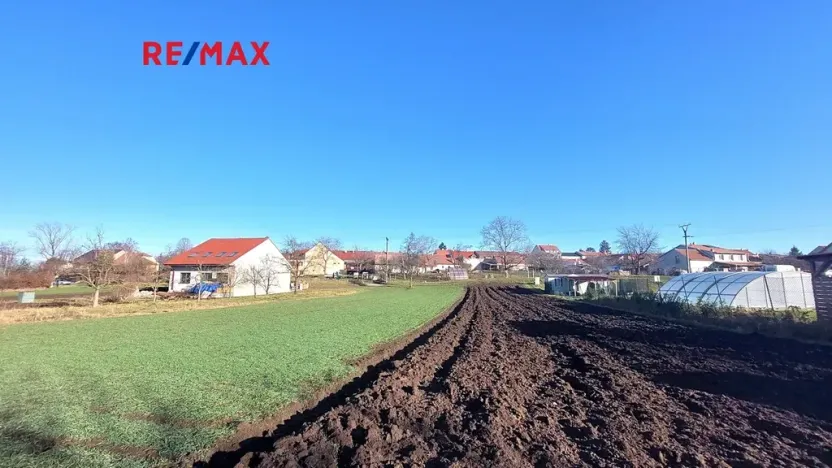 Prodej pozemku pro bydlení, Prace, 842 m2