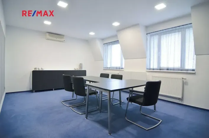 Prodej bytu 3+1, Břeclav, Slovácká, 137 m2