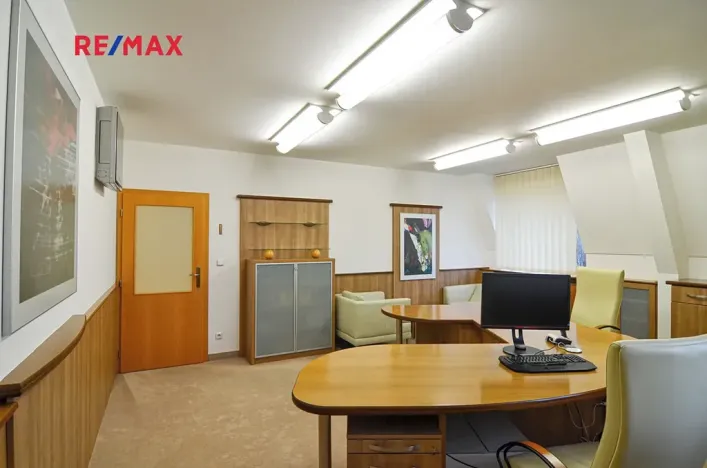 Prodej kanceláře, Břeclav, Slovácká, 192 m2