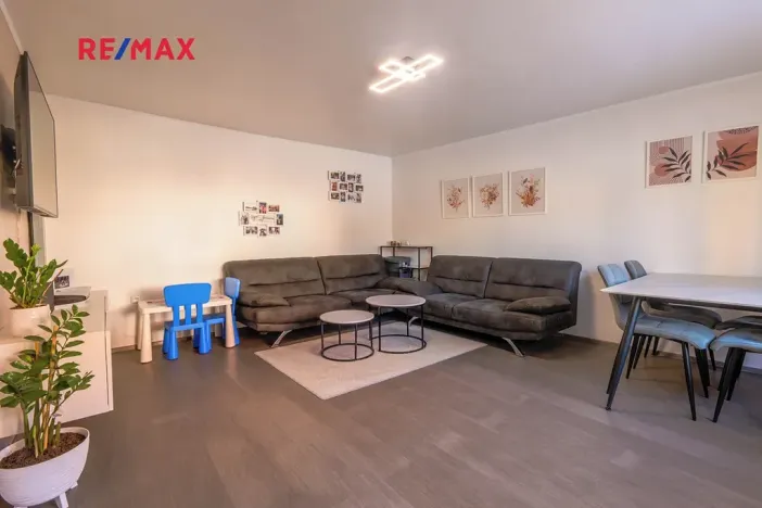 Prodej rodinného domu, Miroslav, Kostelní, 210 m2