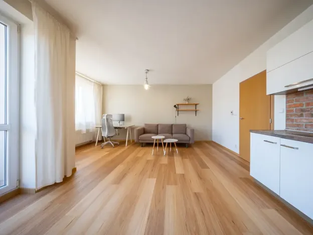 Pronájem bytu 2+kk, Brno, Královopolská, 63 m2
