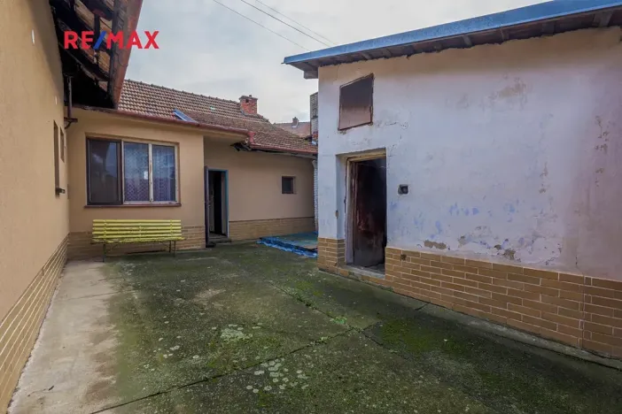 Prodej rodinného domu, Louka, 210 m2