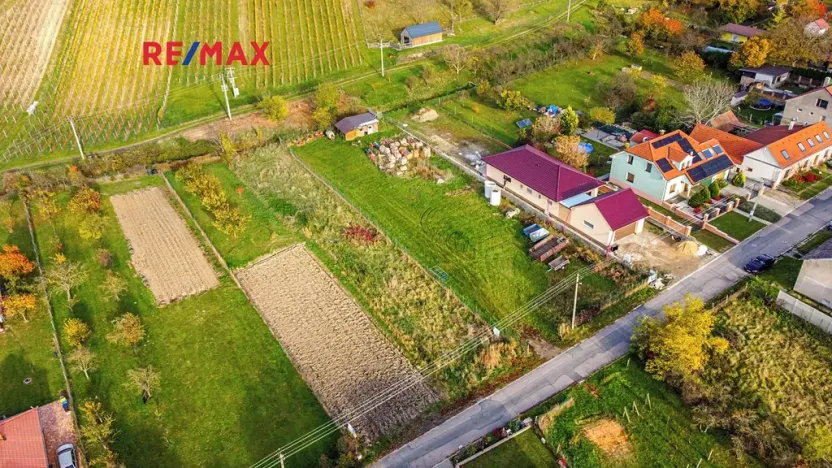 Prodej pozemku pro bydlení, Bavory, 854 m2