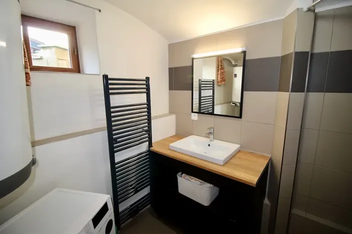 Prodej bytu 1+kk, Praha - Hlubočepy, Pod Žvahovem, 28 m2