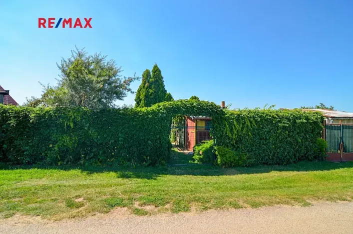 Prodej zahrady, Mikulov, 997 m2