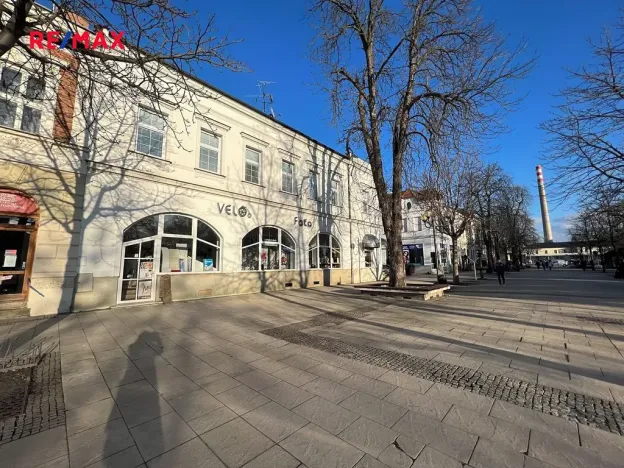 Pronájem obchodního prostoru, Břeclav, Libušina, 55 m2