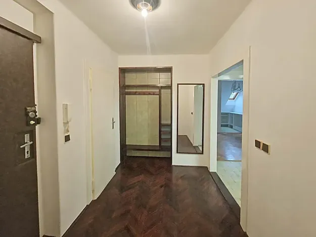 Pronájem pokoje, Praha, Na Větrníku, 30 m2