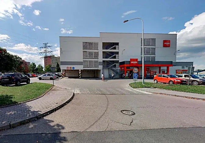 Pronájem garáže, Praha - Modřany, Hasova, 16 m2