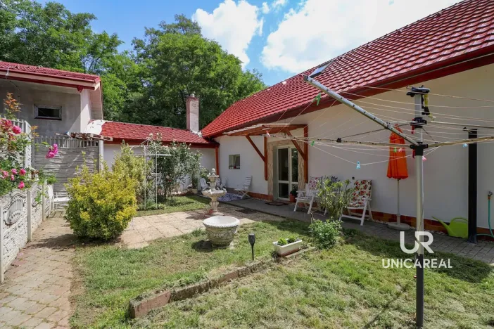 Prodej chaty, Ořechov, 250 m2