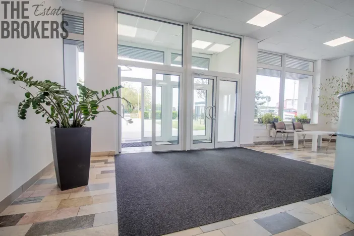 Pronájem kanceláře, Praha - Štěrboholy, K Hrušovu, 44 m2