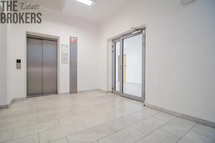 Pronájem kanceláře, Praha - Štěrboholy, K Hrušovu, 44 m2