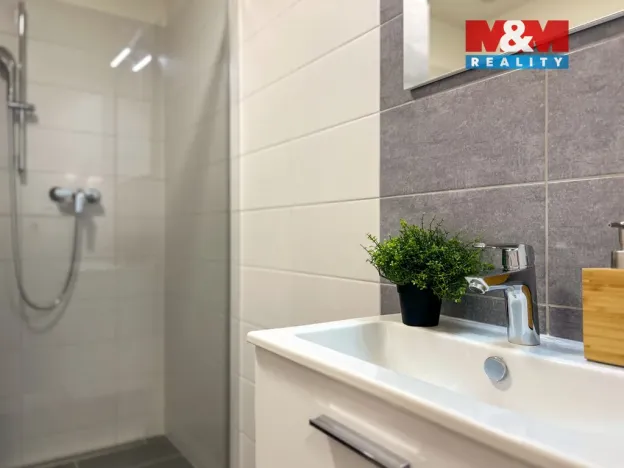 Pronájem bytu 1+kk, Rakovník - Rakovník II, Lubenská, 34 m2