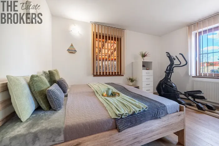 Prodej rodinného domu, Kovanice, 201 m2