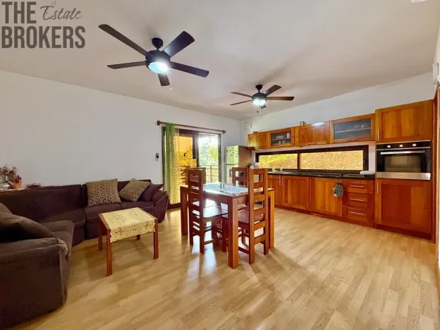 Prodej bytu 3+kk, Coxen Hole, Roatán, Honduras, 111 m2