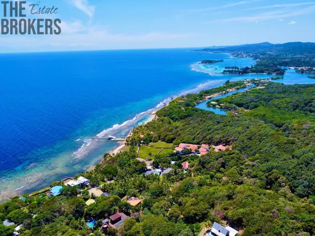 Prodej pozemku, Coxen Hole, Roatán, Honduras, 1902 m2