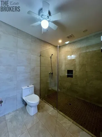 Prodej rodinného domu, Coxen Hole, Roatán, Honduras, 325 m2