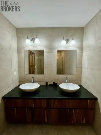 Prodej rodinného domu, Coxen Hole, Roatán, Honduras, 325 m2