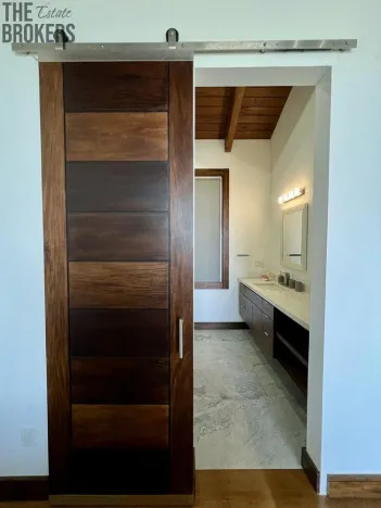 Prodej rodinného domu, Coxen Hole, Roatán, Honduras, 371 m2