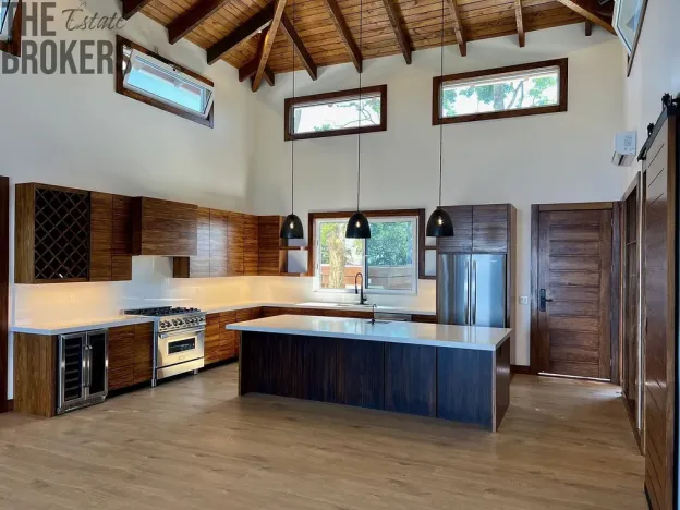 Prodej rodinného domu, Coxen Hole, Roatán, Honduras, 238 m2