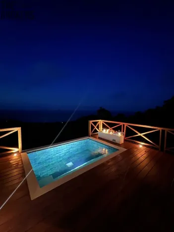 Prodej rodinného domu, Coxen Hole, Roatán, Honduras, 238 m2