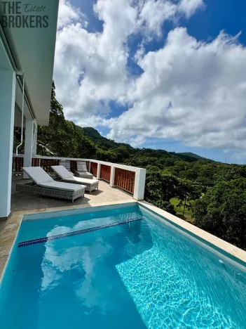 Prodej rodinného domu, Coxen Hole, Roatán, Honduras, 201 m2