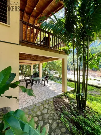 Prodej rodinného domu, La Ceiba, Honduras, 4080 m2