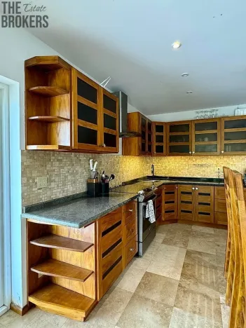 Prodej rodinného domu, Coxen Hole, Roatán, Honduras, 668 m2