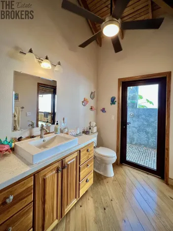 Prodej rodinného domu, Coxen Hole, Roatán, Honduras, 419 m2