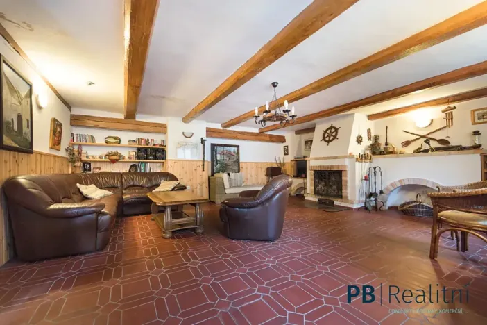 Prodej rodinného domu, Křemže, 450 m2