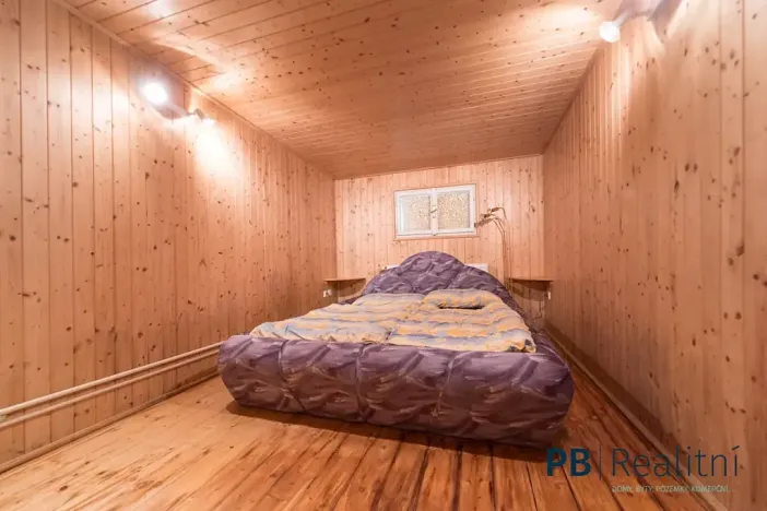 Prodej rodinného domu, Křemže, 450 m2